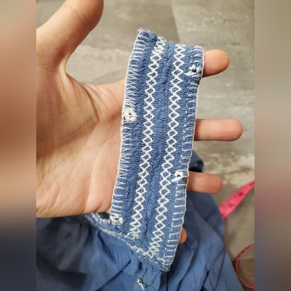 Old Navy Sleeveless Tiered Dress. Embroidered Flowers. White, Blue. Square Neck. - Picture 6 of 10